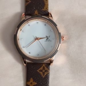 LV watch